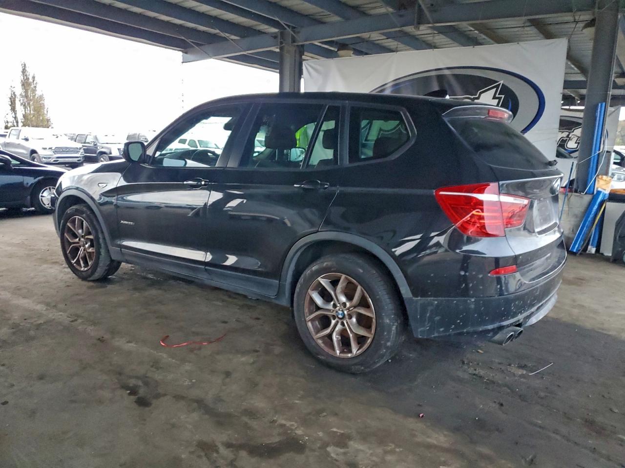 2013 BMW X3 XDRIVE28I photo 2