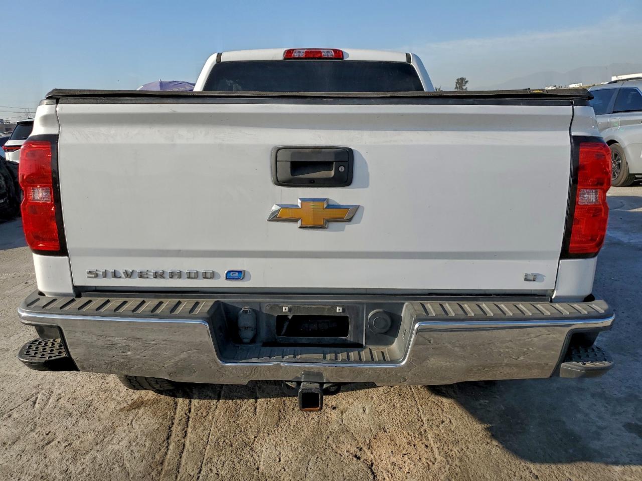2018 CHEVROLET SILVERADO K1500 LT photo 6