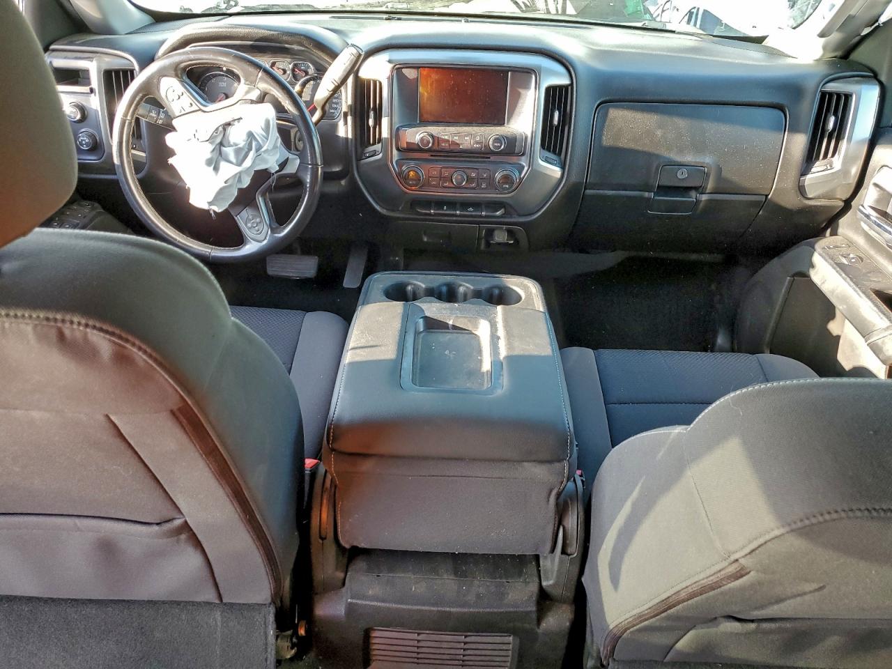 2018 CHEVROLET SILVERADO K1500 LT photo 8