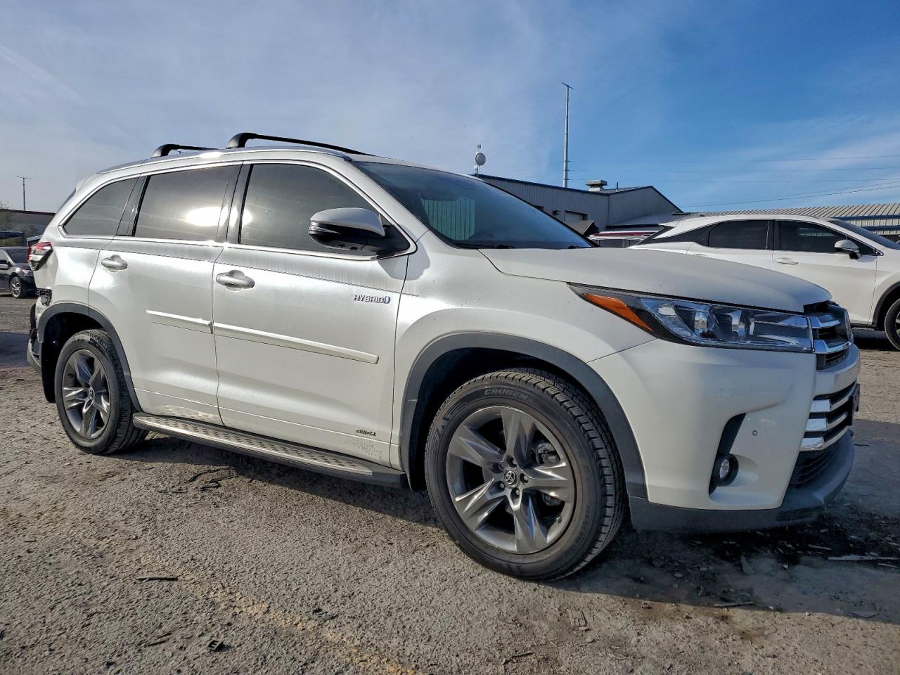 2019 TOYOTA HIGHLANDER HYBRID LIMITED photo 4