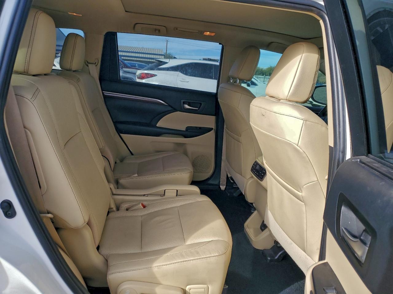 2019 TOYOTA HIGHLANDER HYBRID LIMITED photo 11