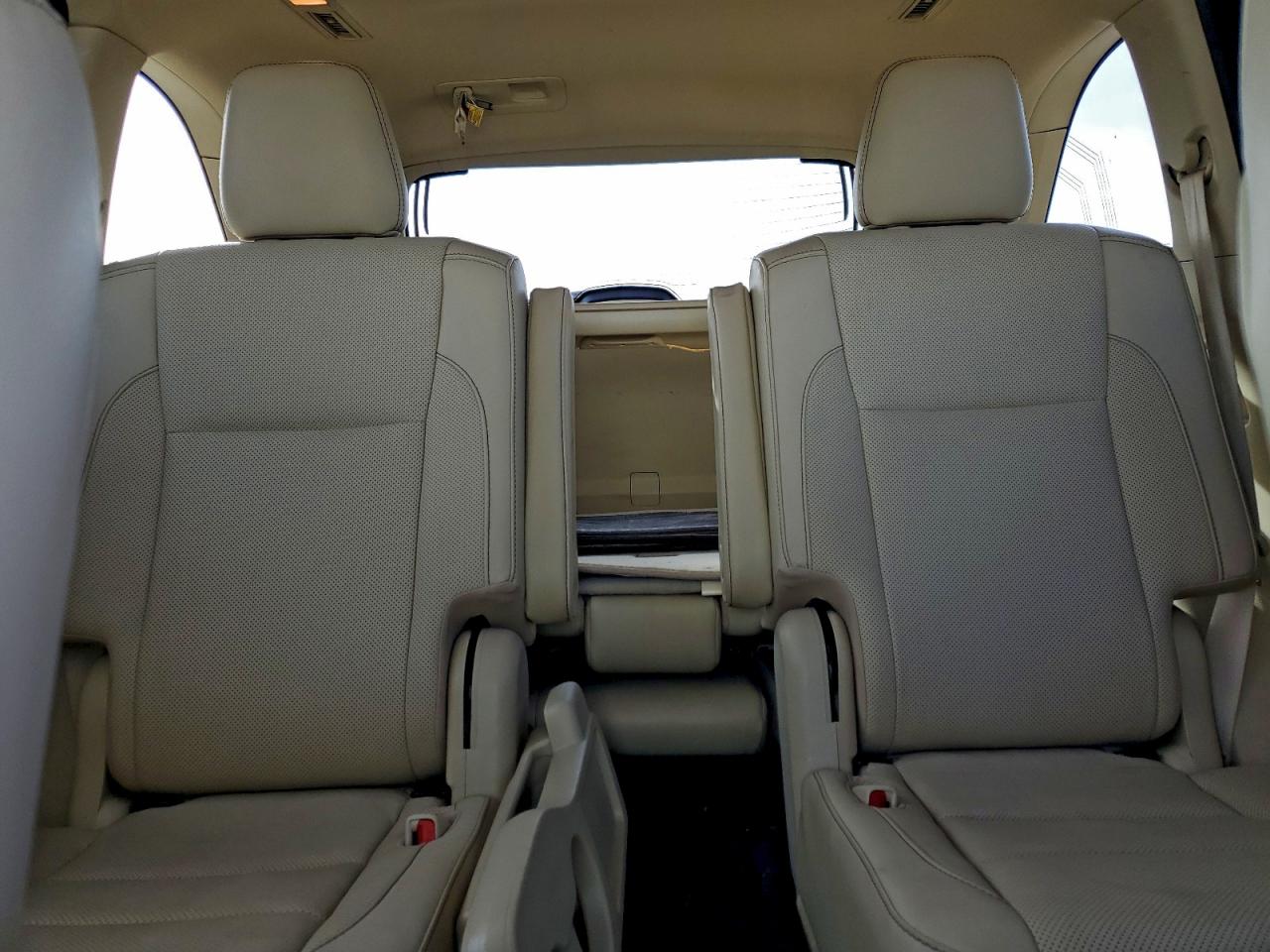 2019 TOYOTA HIGHLANDER HYBRID LIMITED photo 10