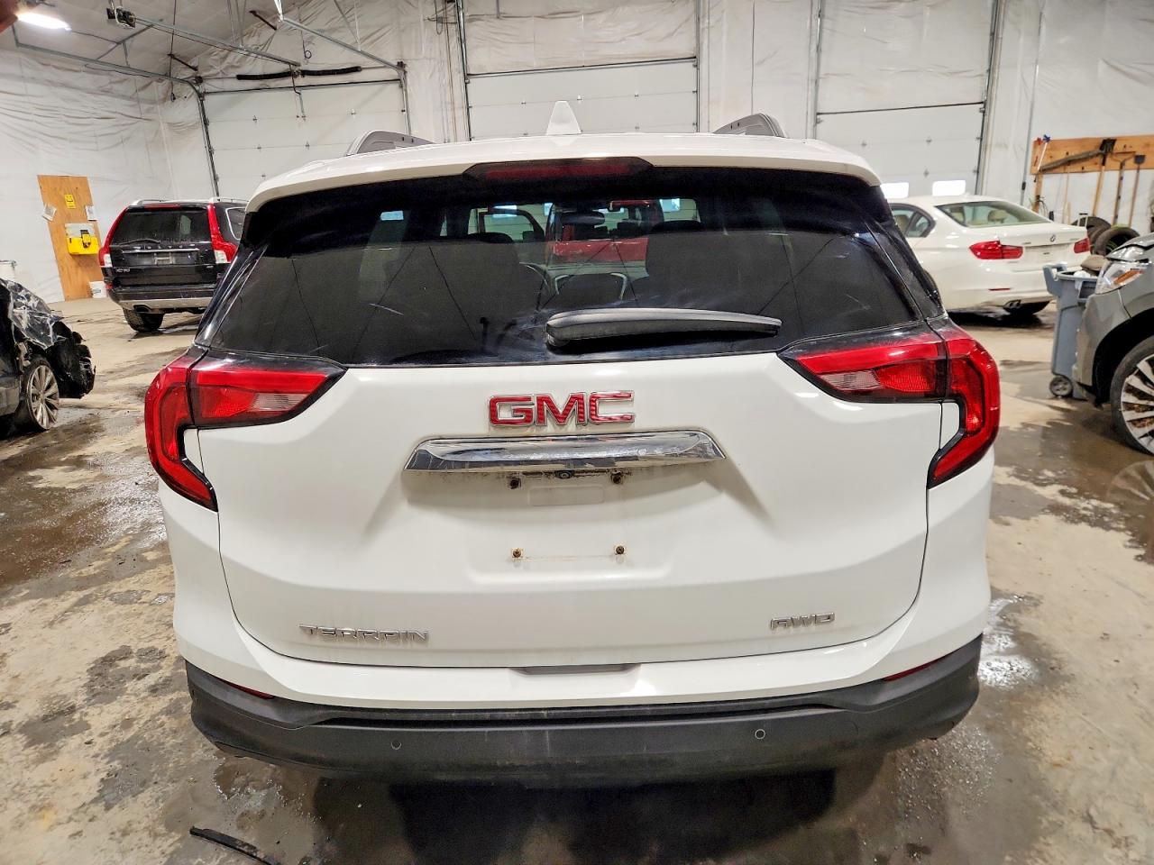2019 GMC TERRAIN SLE photo 6