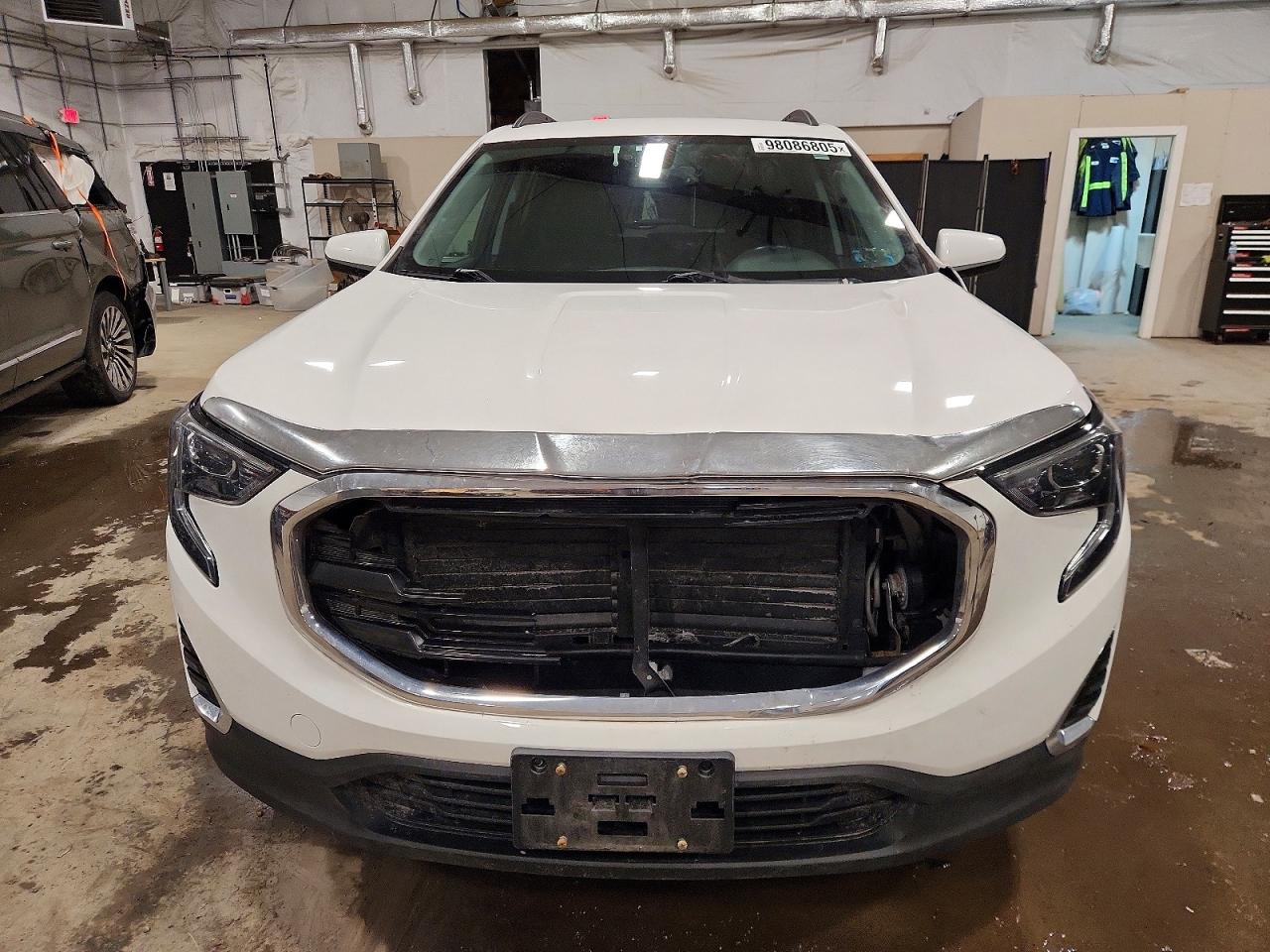 2019 GMC TERRAIN SLE photo 5