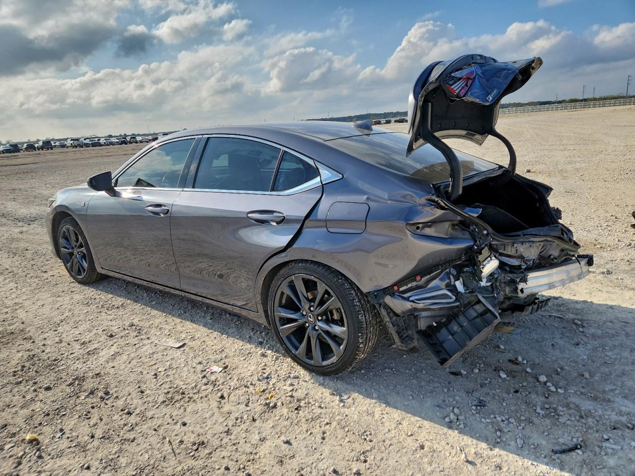 2019 LEXUS ES 350 photo 2