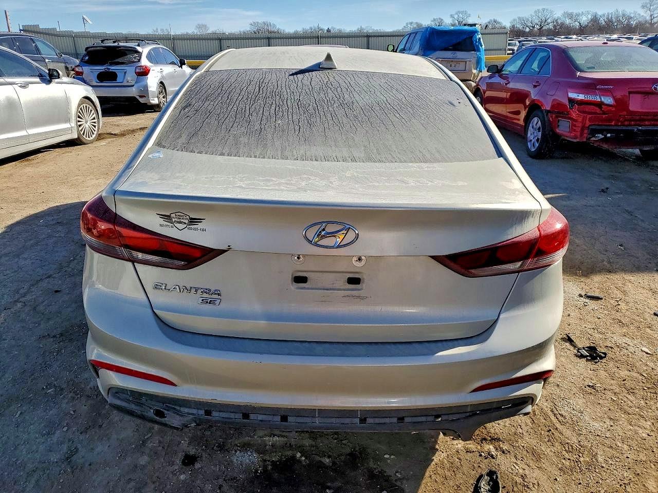 2017 HYUNDAI ELANTRA SE photo 6