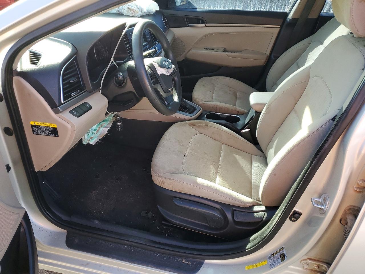 2017 HYUNDAI ELANTRA SE photo 7