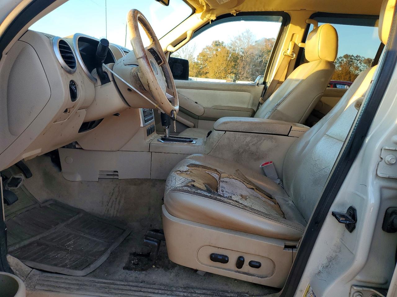 2006 MERCURY MOUNTAINEER LUXURY photo 13