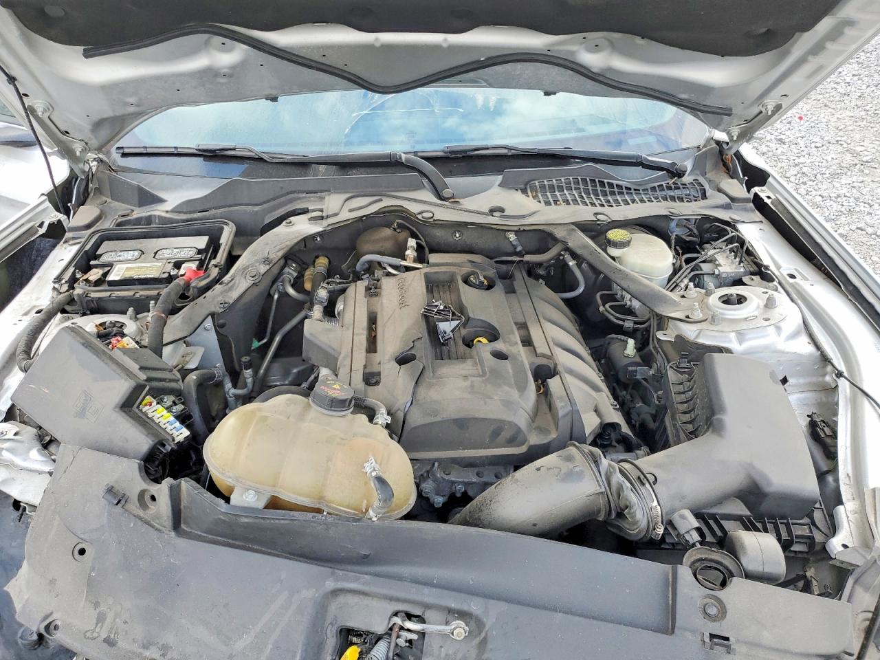 2015 FORD MUSTANG photo 11