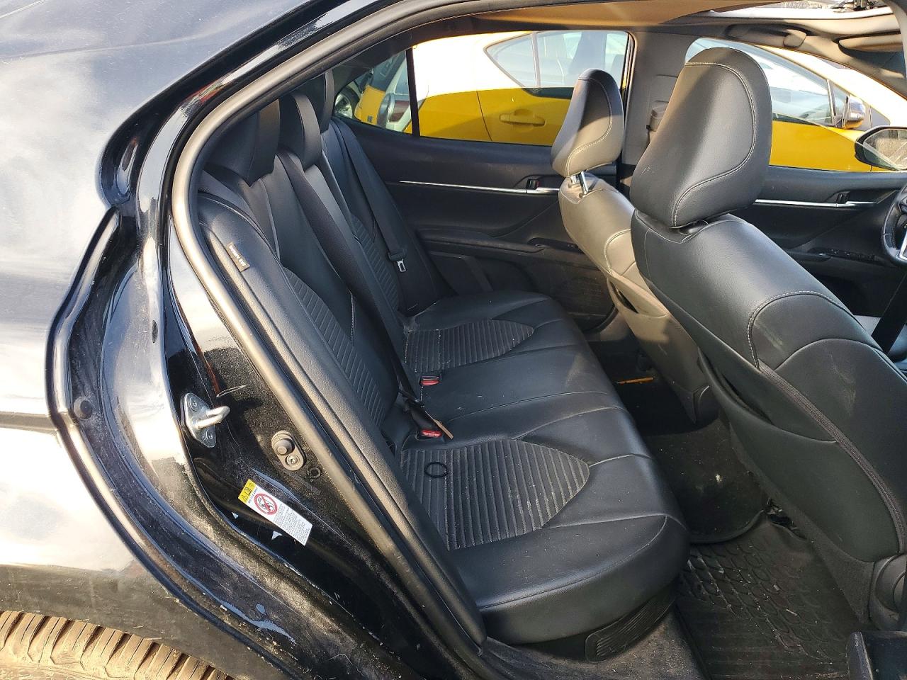 2018 TOYOTA CAMRY HYBRID photo 10