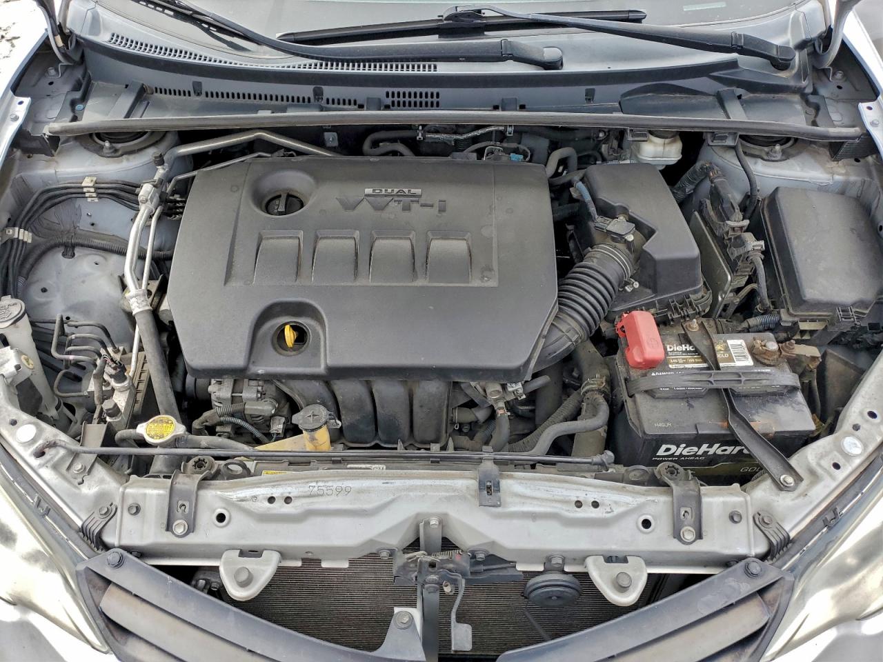 2014 TOYOTA COROLLA L photo 11
