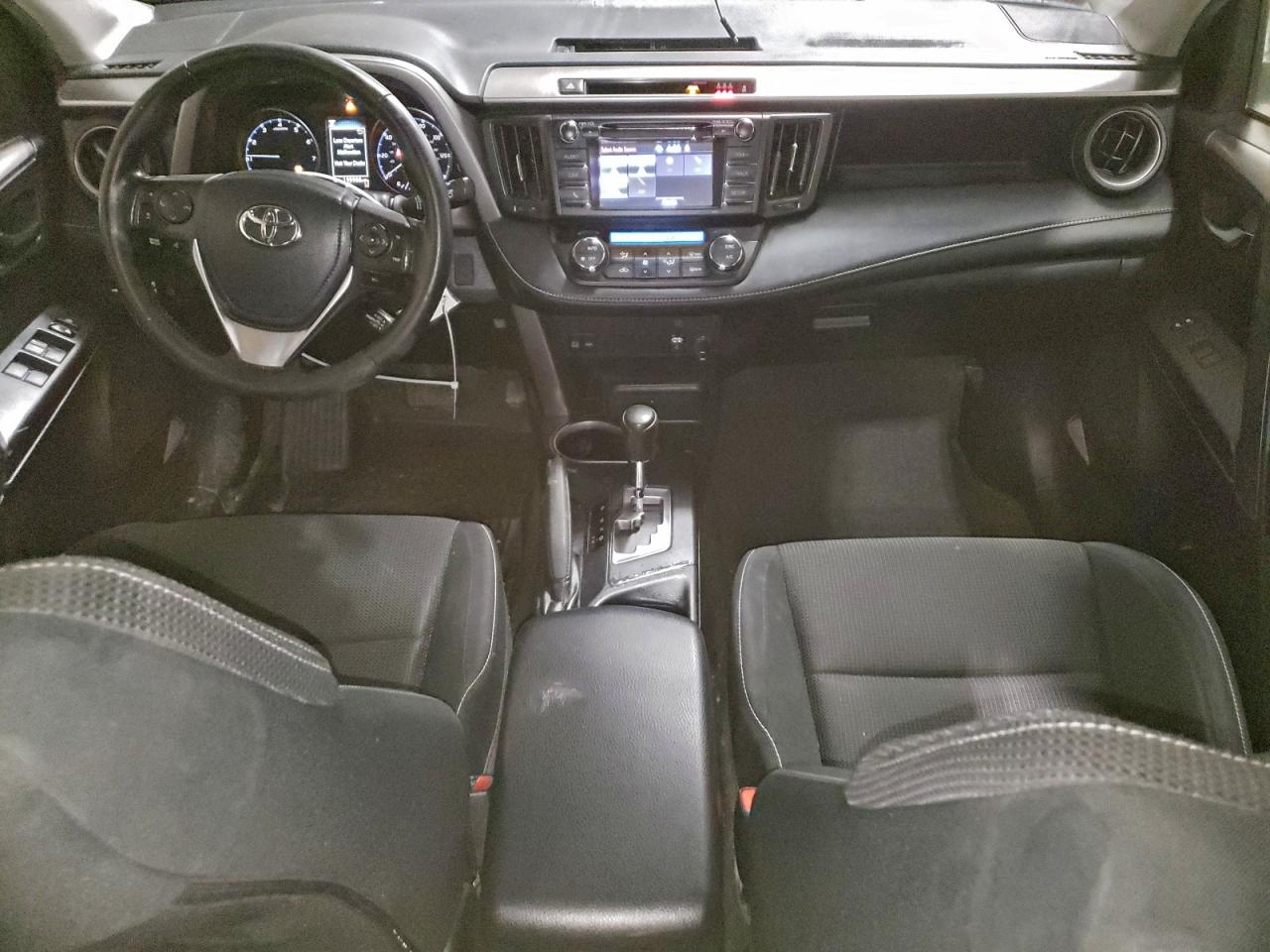 2018 TOYOTA RAV4 ADVENTURE photo 8