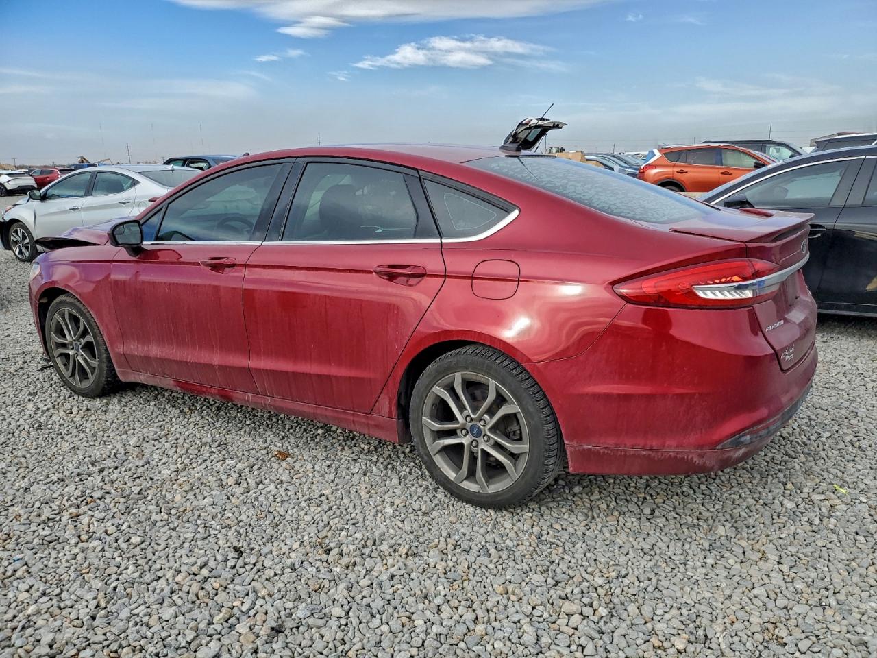 2017 FORD FUSION SE photo 2