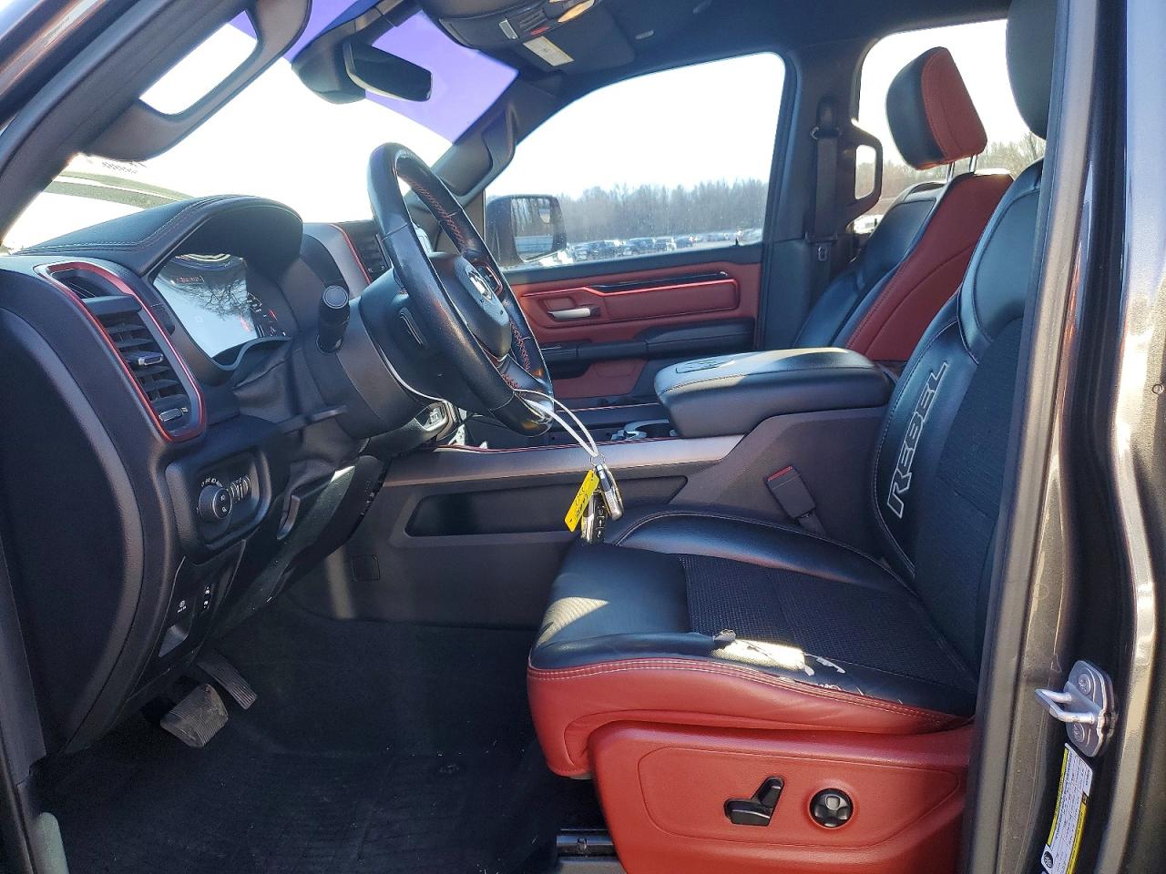 2019 RAM 1500 REBEL photo 13