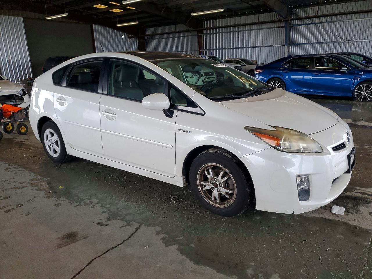 2010 TOYOTA PRIUS photo 4