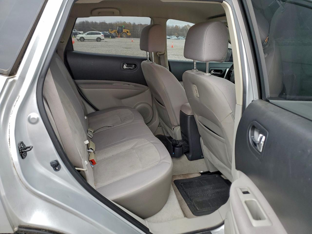 2013 NISSAN ROGUE S photo 11
