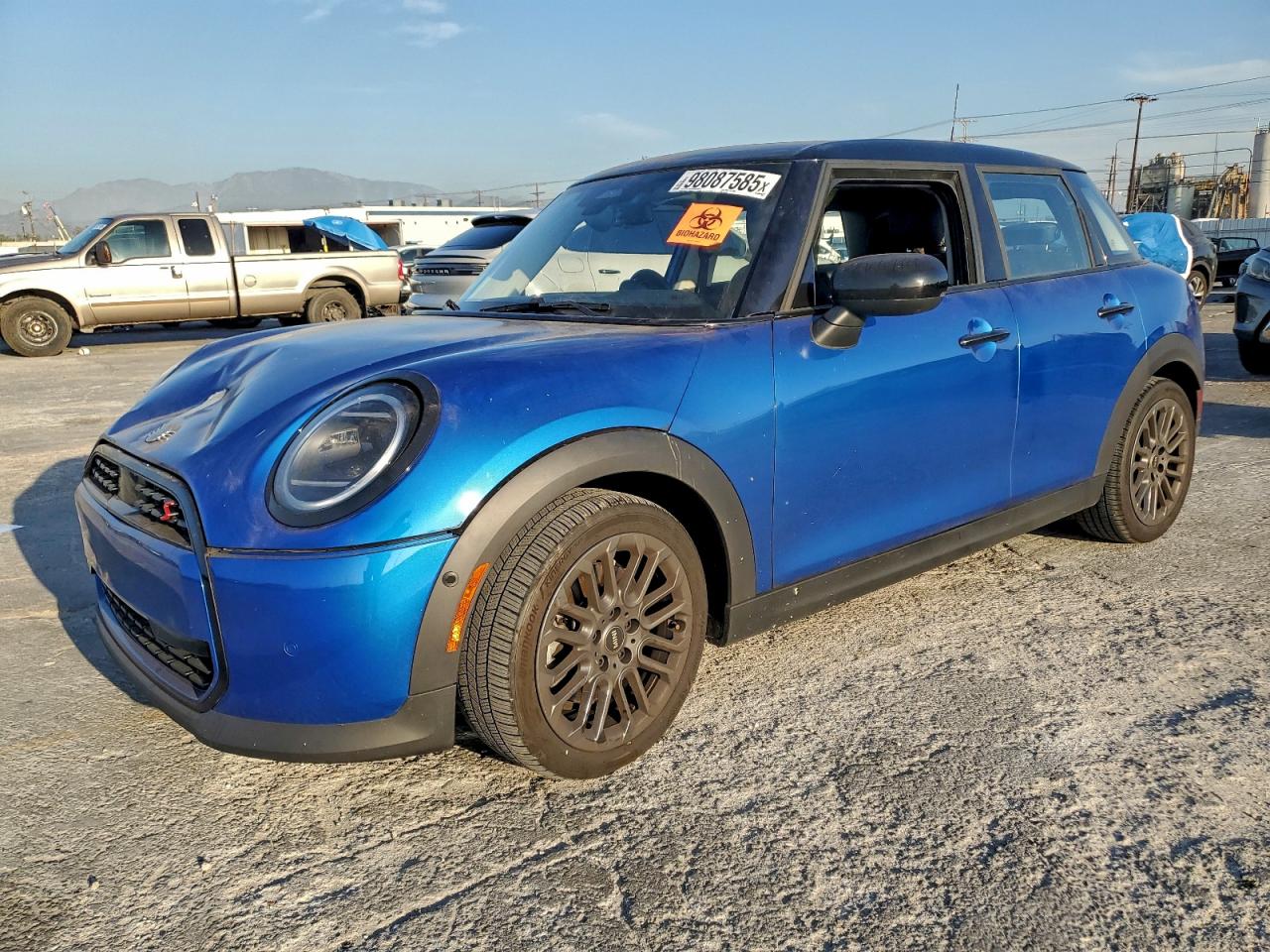 2025 MINI COOPER