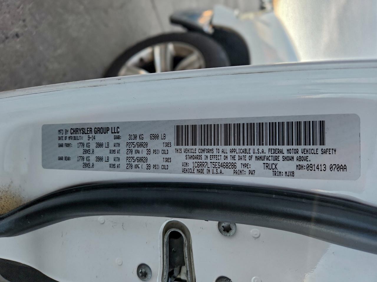 2014 RAM 1500 SLT photo 12