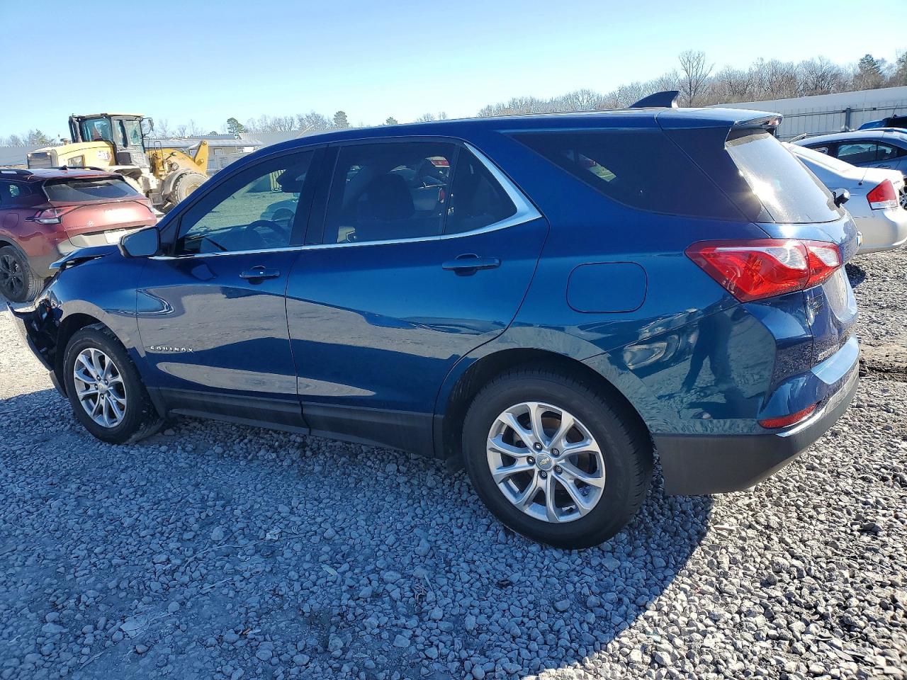 2020 CHEVROLET EQUINOX LT photo 2