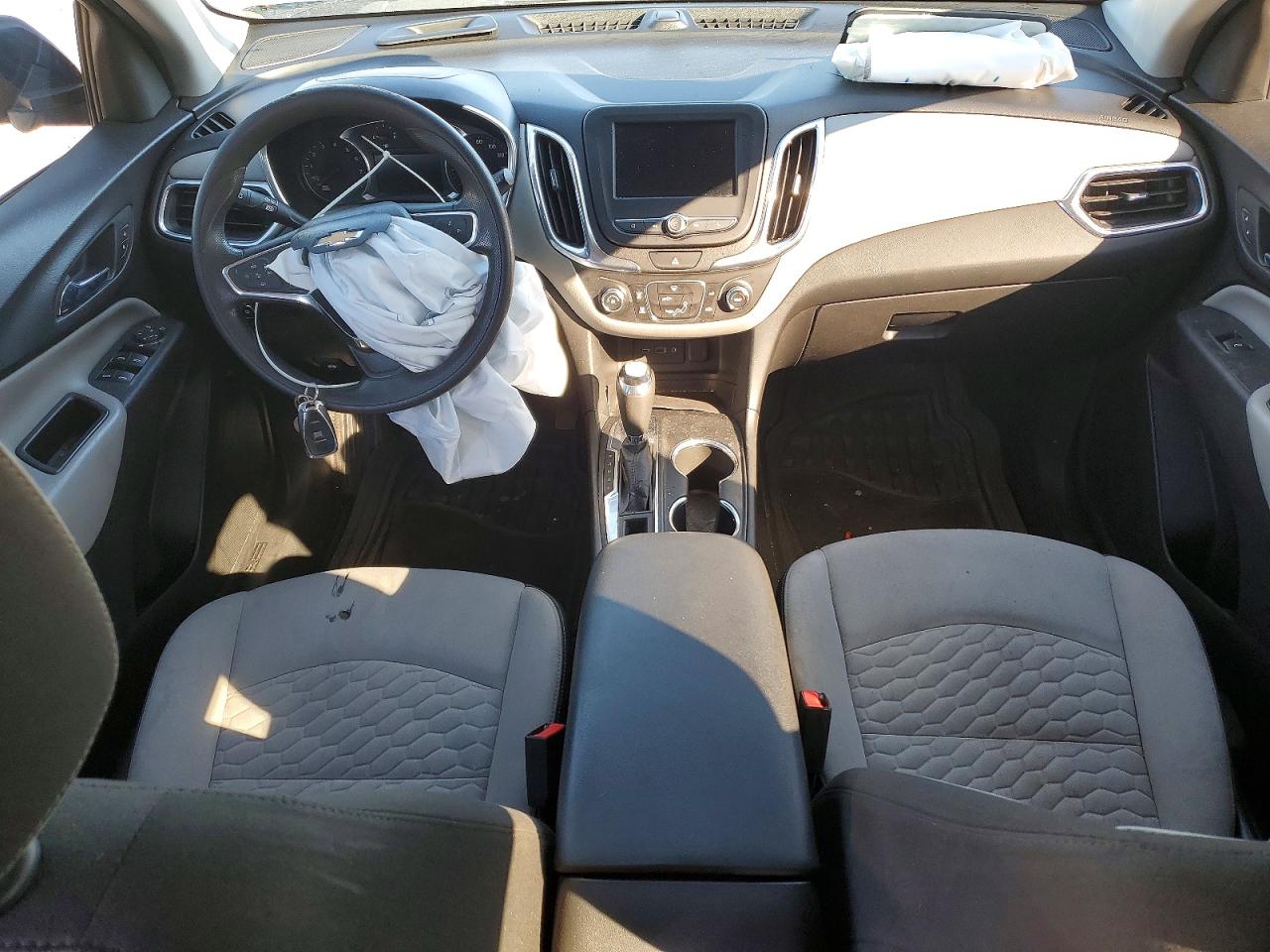 2020 CHEVROLET EQUINOX LT photo 8