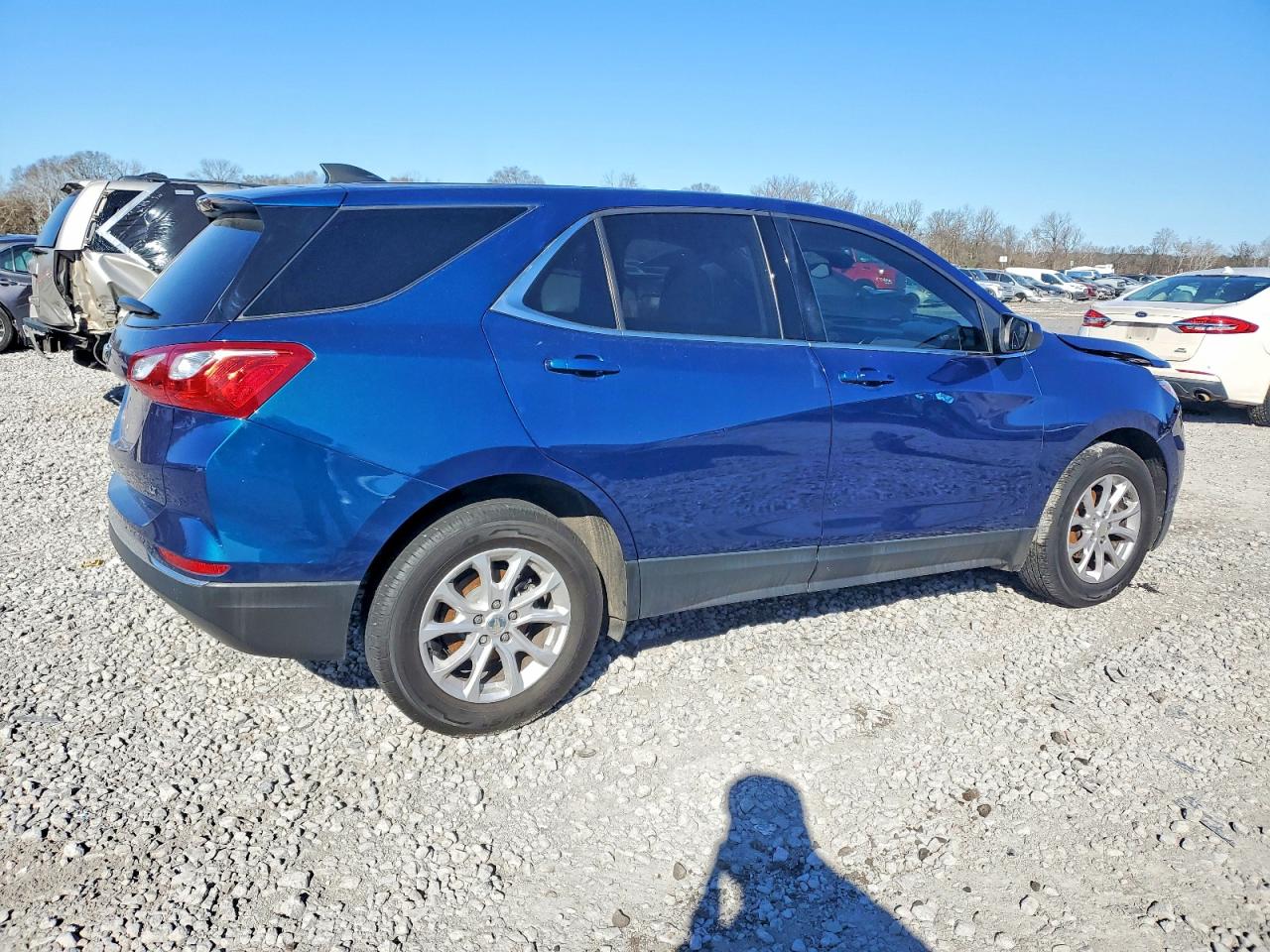 2020 CHEVROLET EQUINOX LT photo 3