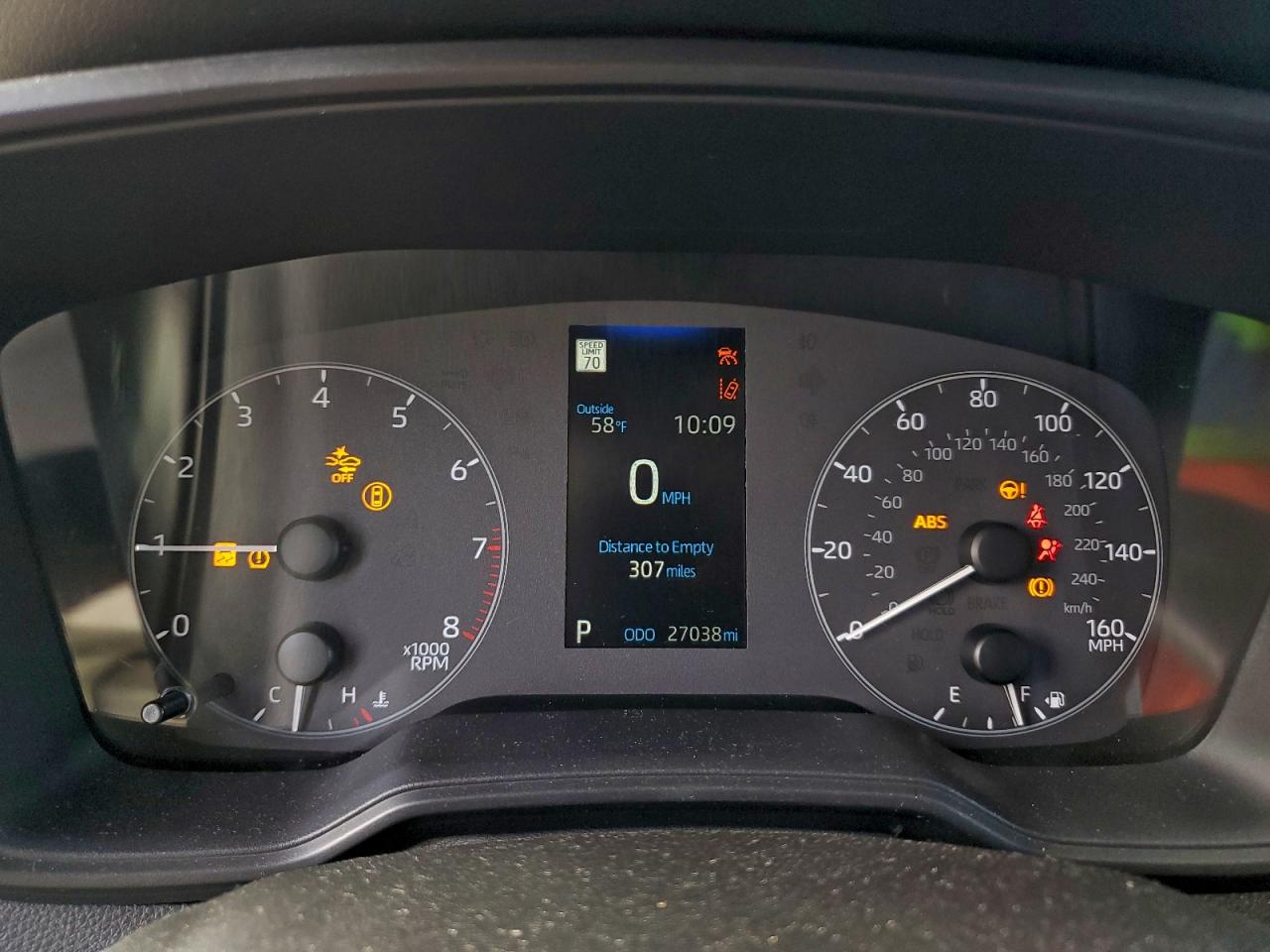 2025 TOYOTA COROLLA LE photo 17