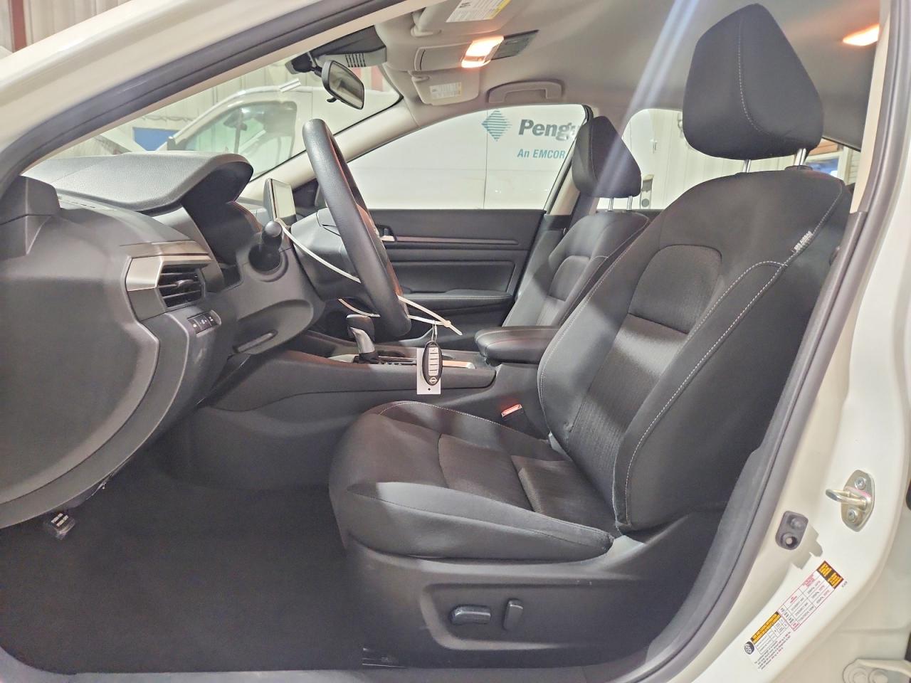 2025 NISSAN ALTIMA SV photo 7