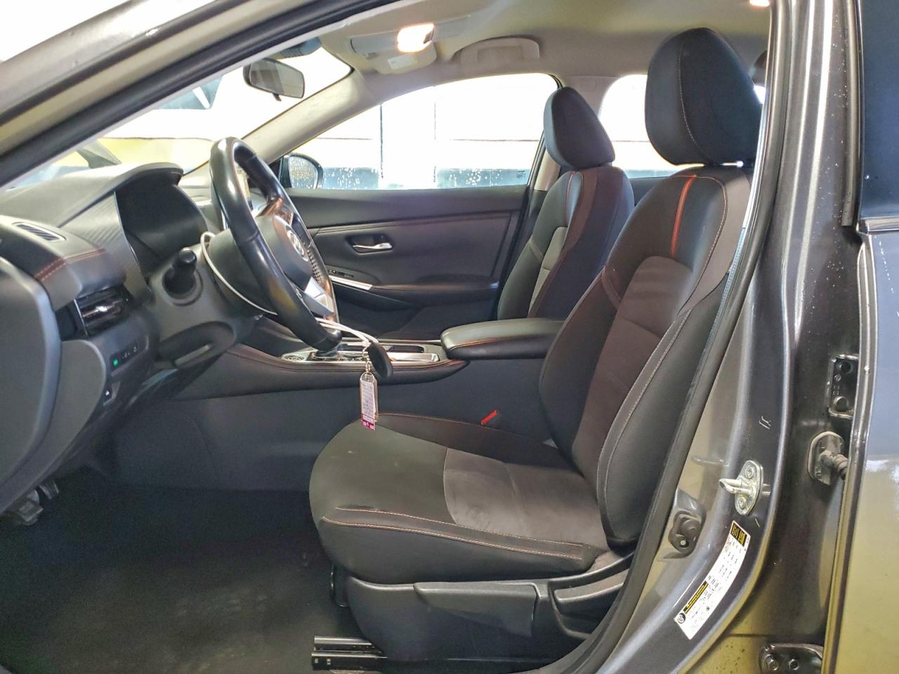 2022 NISSAN SENTRA SR photo 7