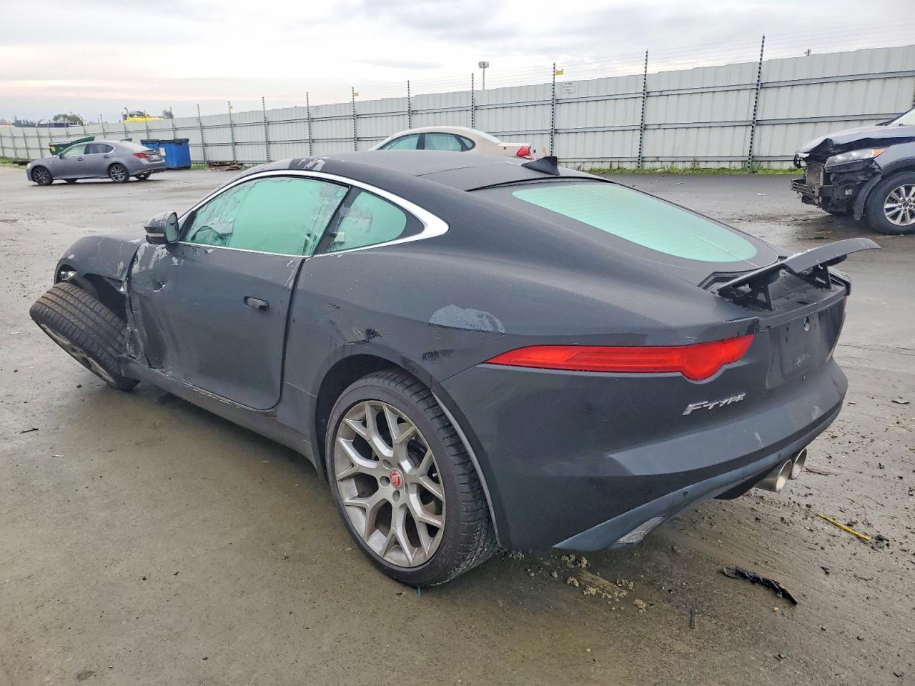 2015 JAGUAR F-TYPE photo 3