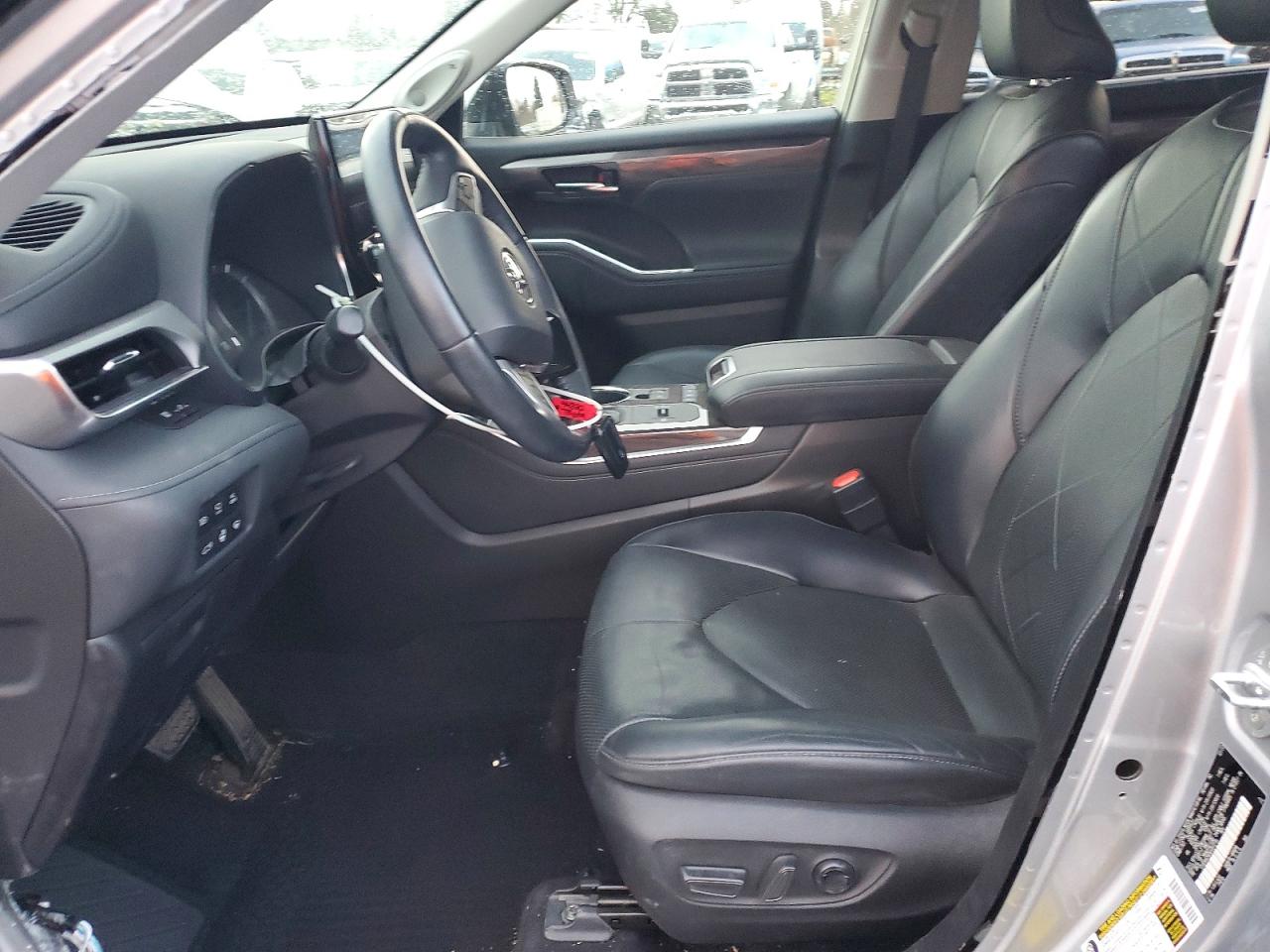 2022 TOYOTA HIGHLANDER HYBRID PLATINUM photo 7
