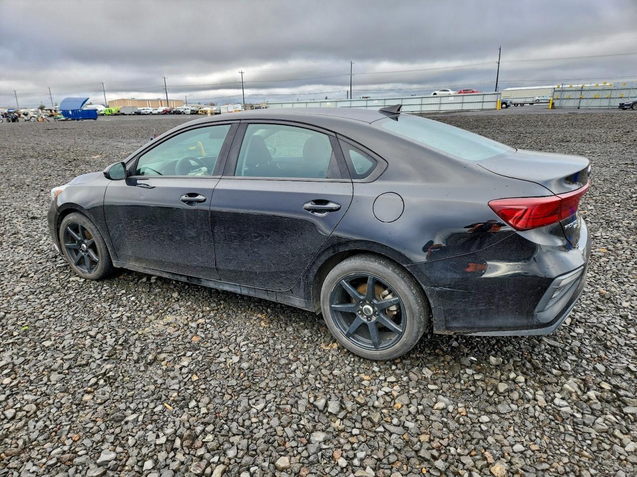 2019 KIA FORTE FE photo 2