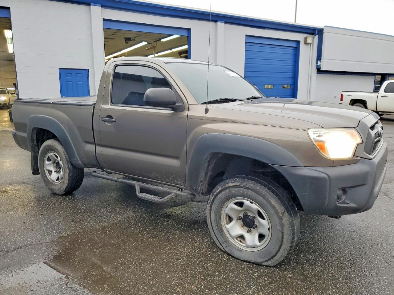 2012 TOYOTA TACOMA photo 4