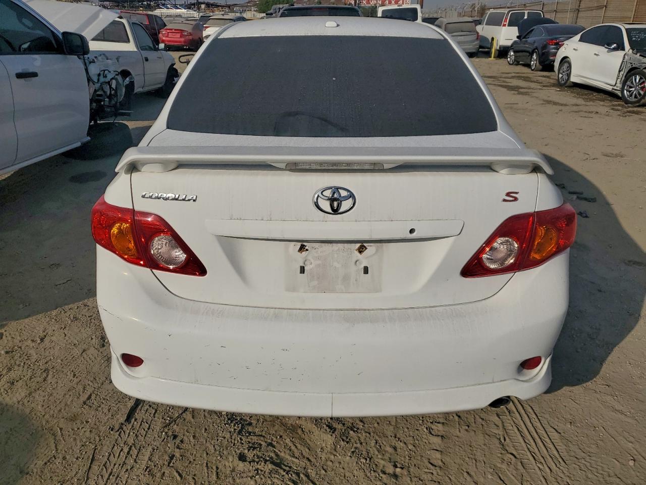 2010 TOYOTA COROLLA BASE photo 6