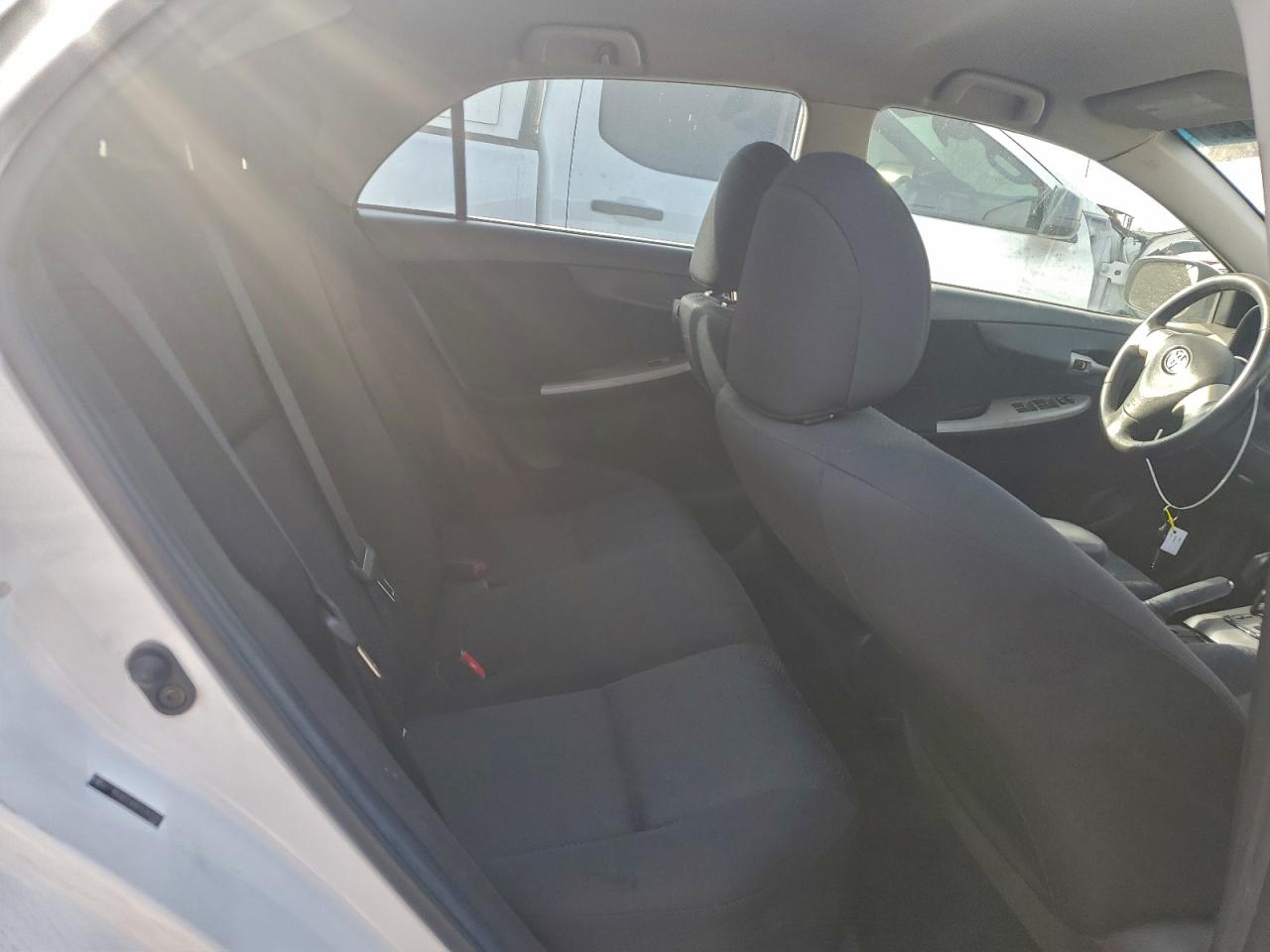 2010 TOYOTA COROLLA BASE photo 10
