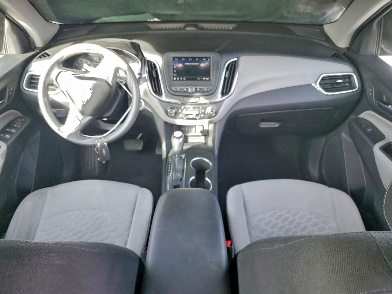 2019 CHEVROLET EQUINOX LS photo 8
