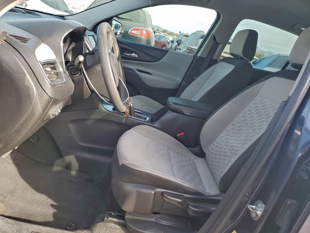 2019 CHEVROLET EQUINOX LS photo 7