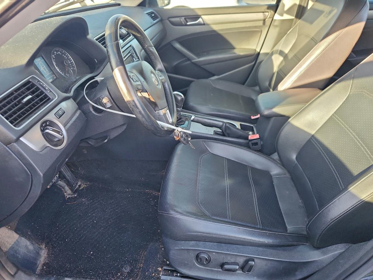 2014 VOLKSWAGEN PASSAT SE photo 7