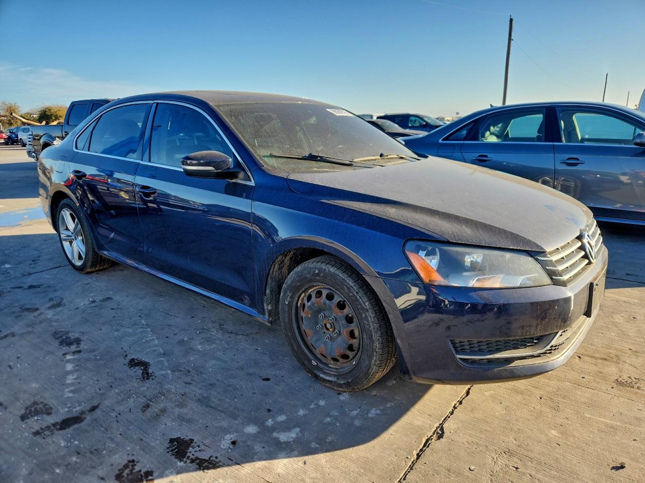 2014 VOLKSWAGEN PASSAT SE photo 4