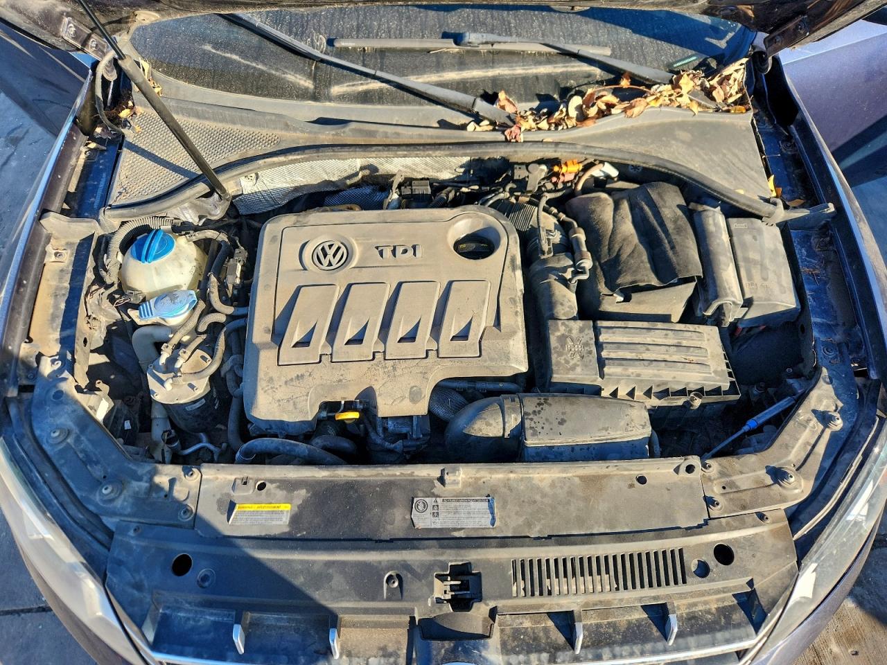 2014 VOLKSWAGEN PASSAT SE photo 11