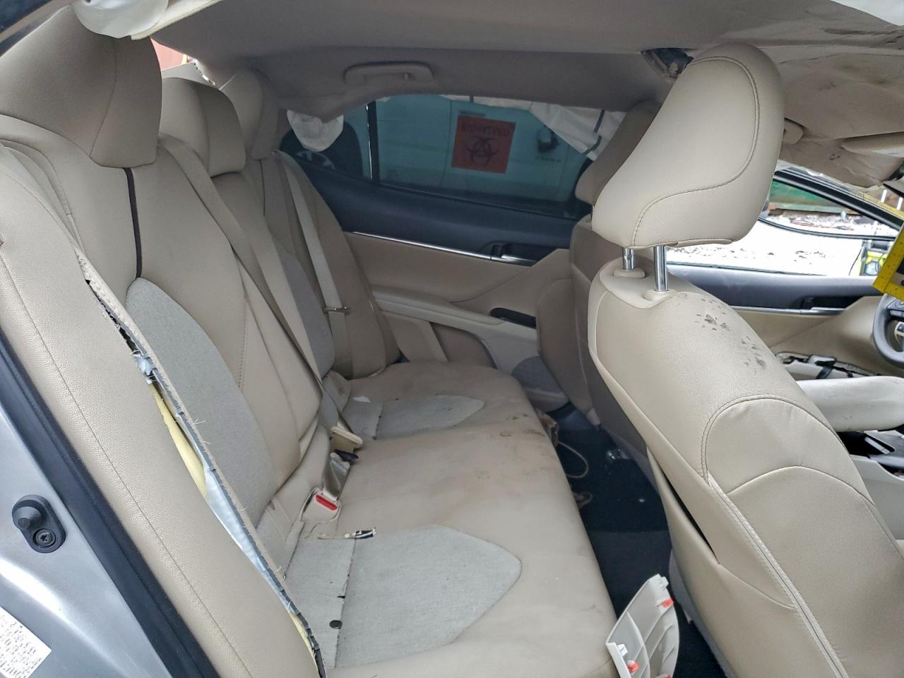 2018 TOYOTA CAMRY L photo 10