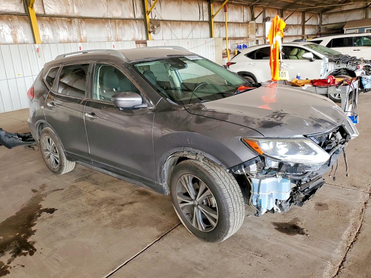 2020 NISSAN ROGUE S photo 4