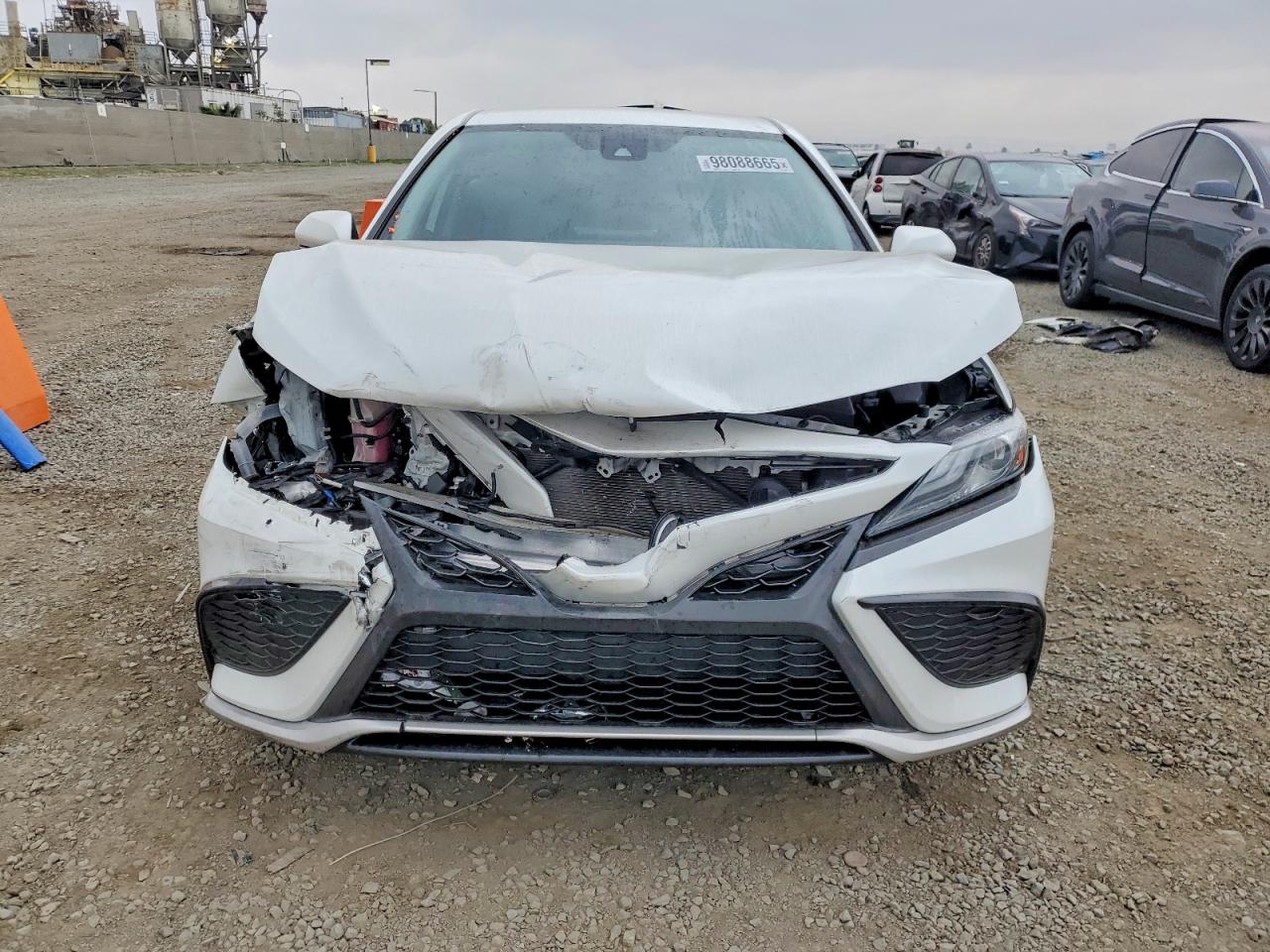 2023 TOYOTA CAMRY XSE photo 13