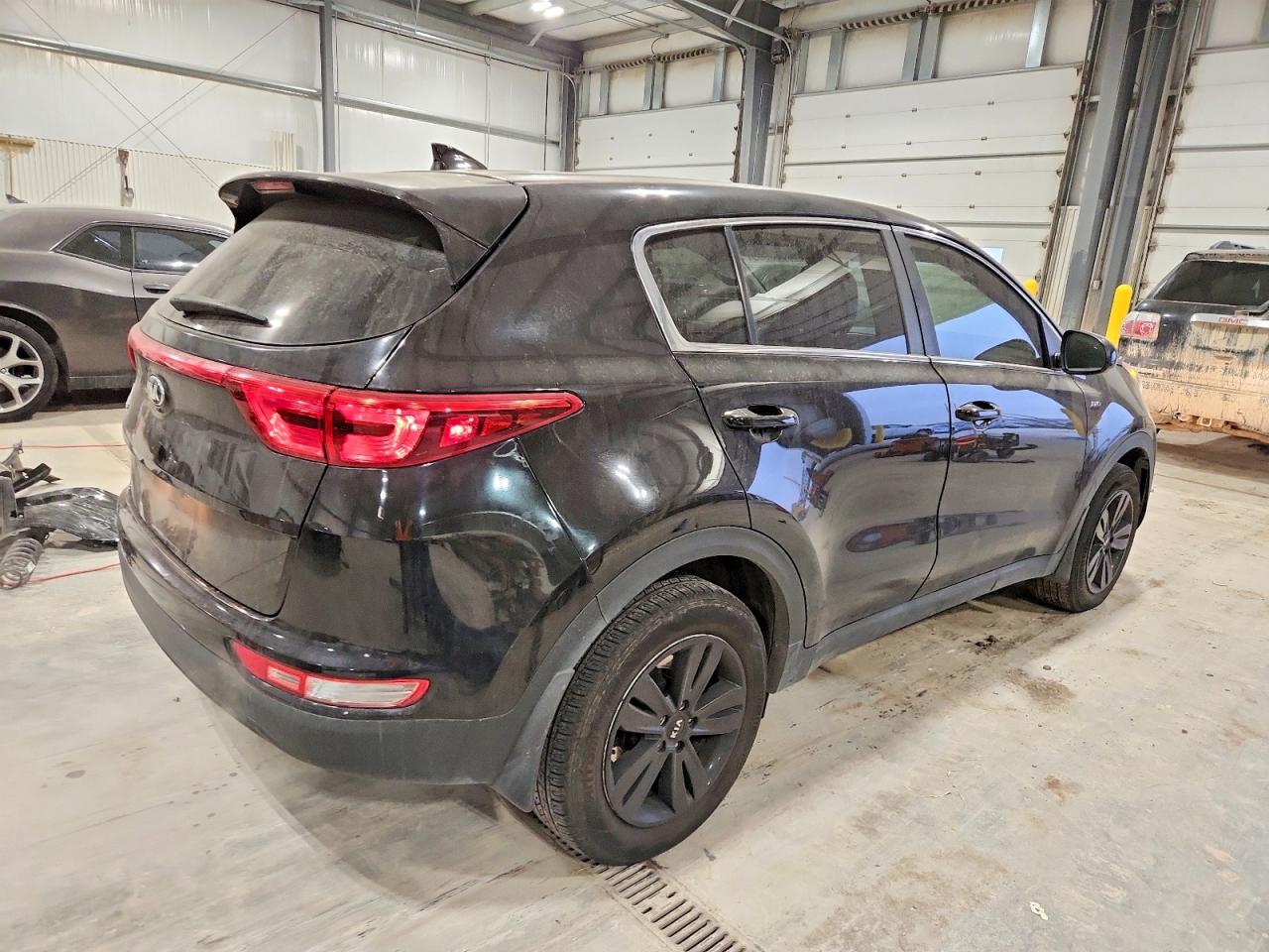 2019 KIA SPORTAGE LX photo 3