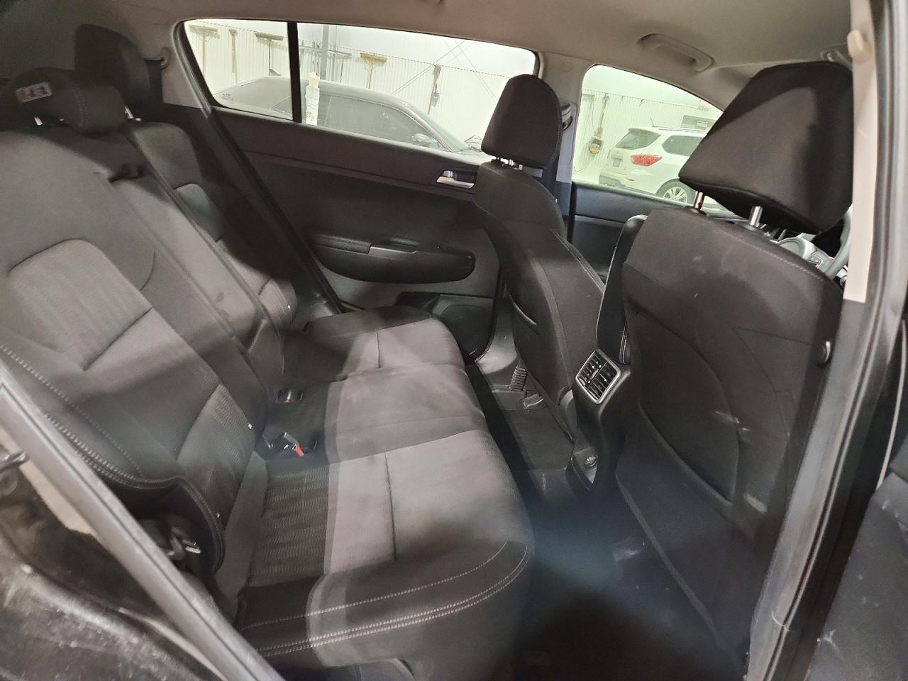 2019 KIA SPORTAGE LX photo 11