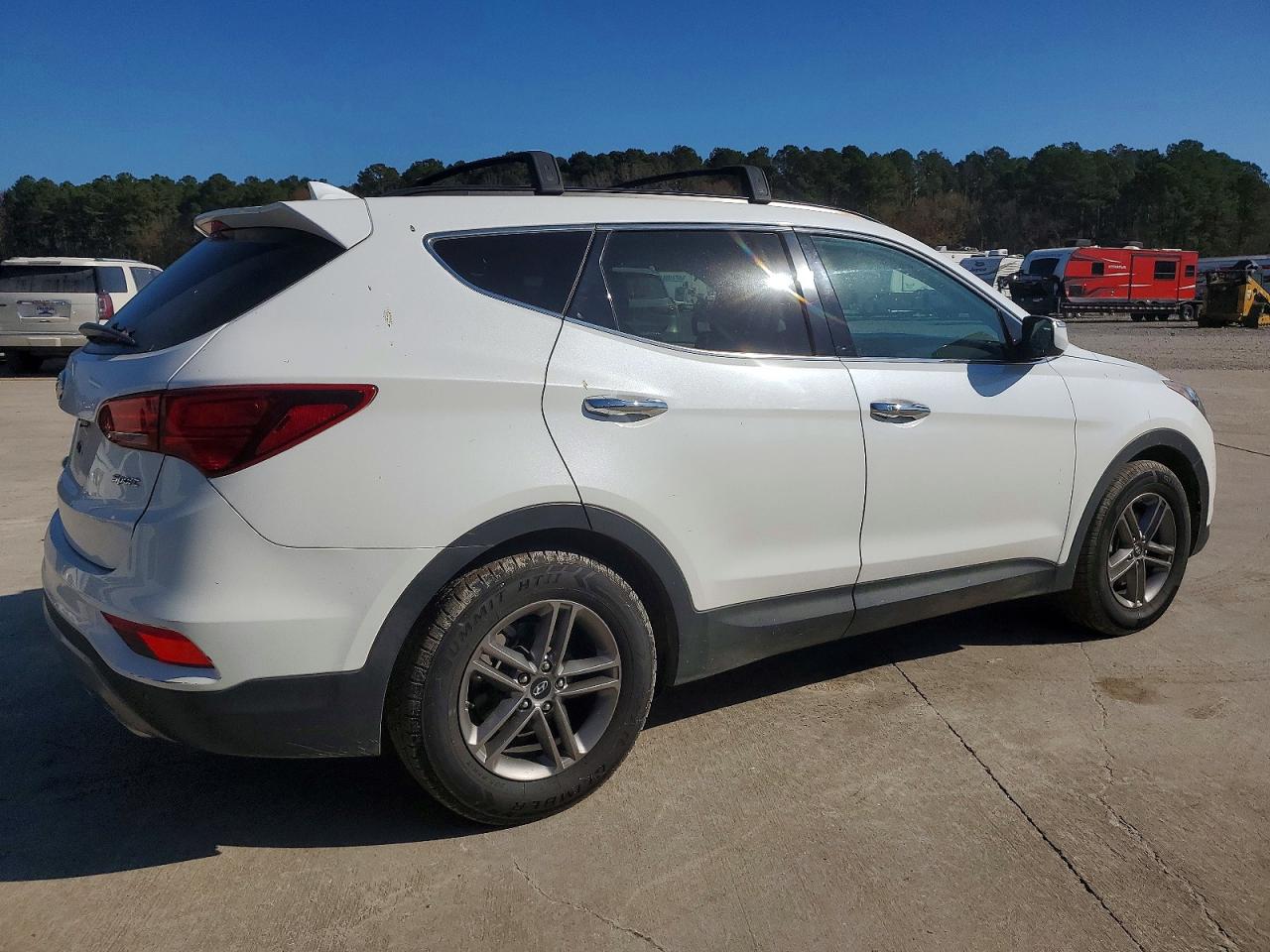 2017 HYUNDAI SANTA FE SPORT photo 3