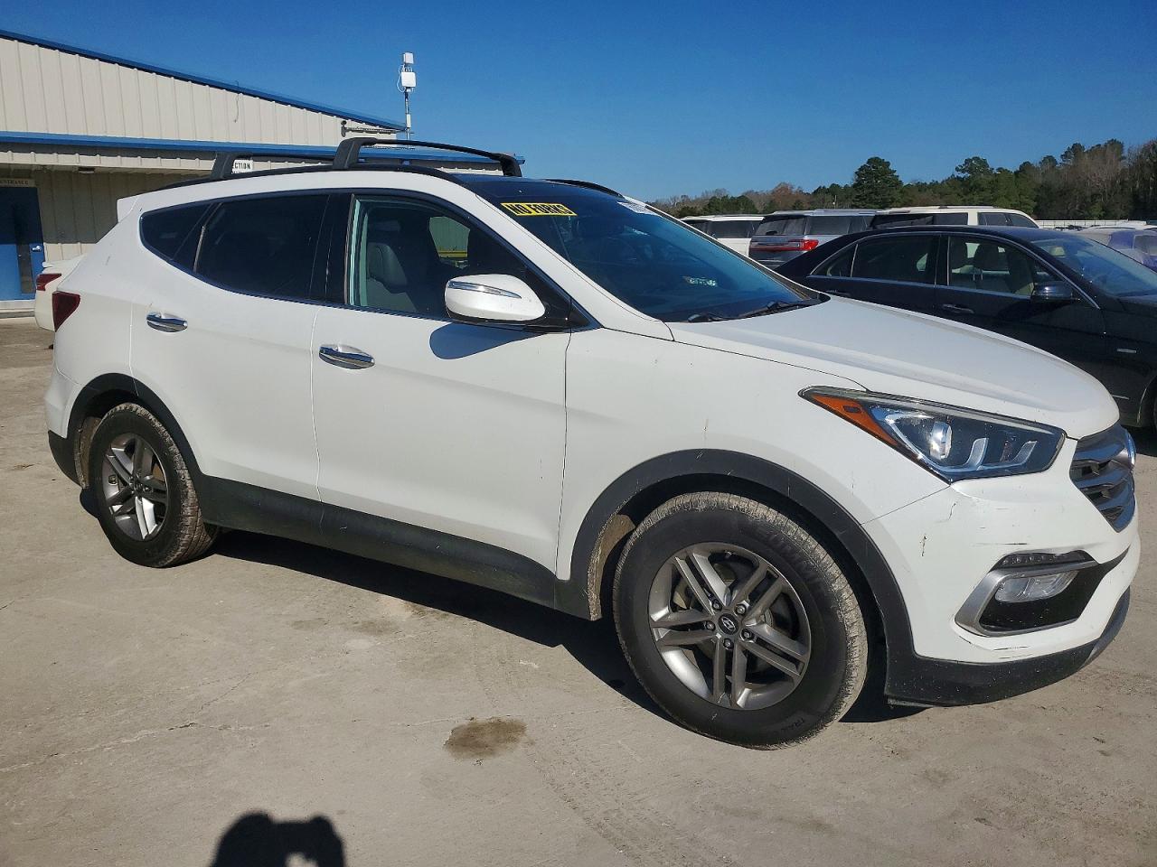 2017 HYUNDAI SANTA FE SPORT photo 4