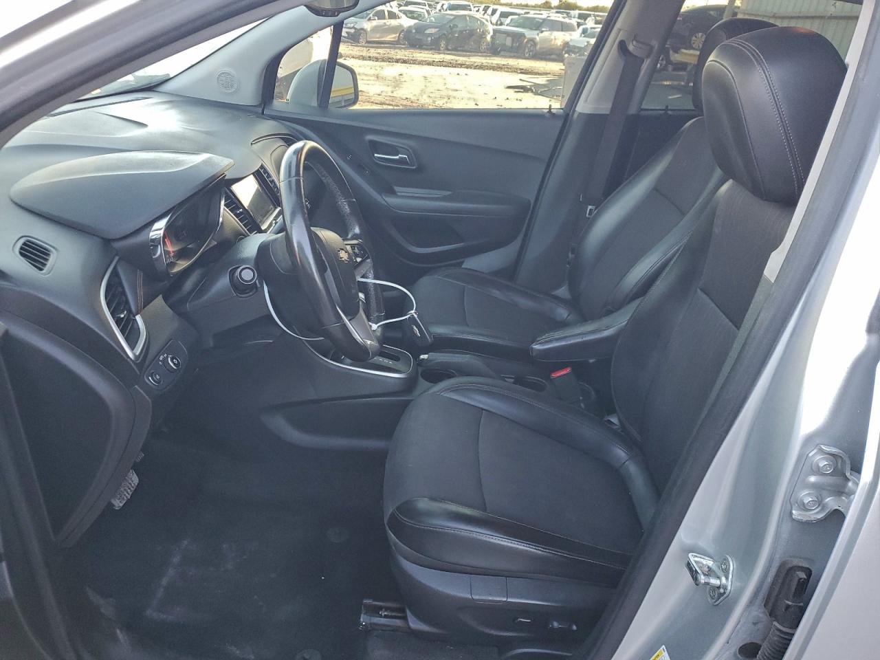 2019 CHEVROLET TRAX 1LT photo 7