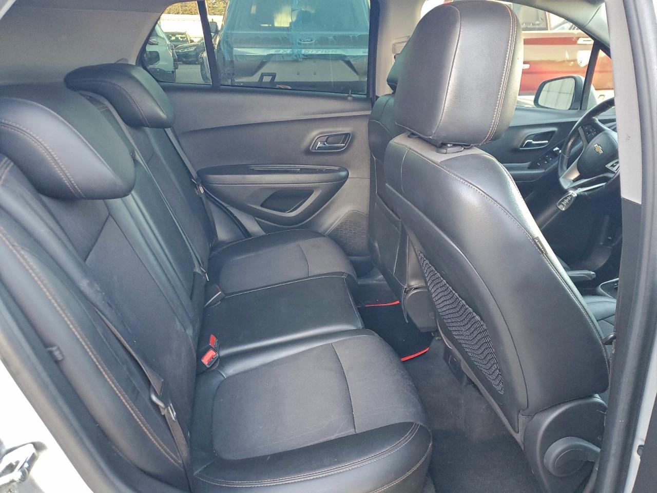2019 CHEVROLET TRAX 1LT photo 10