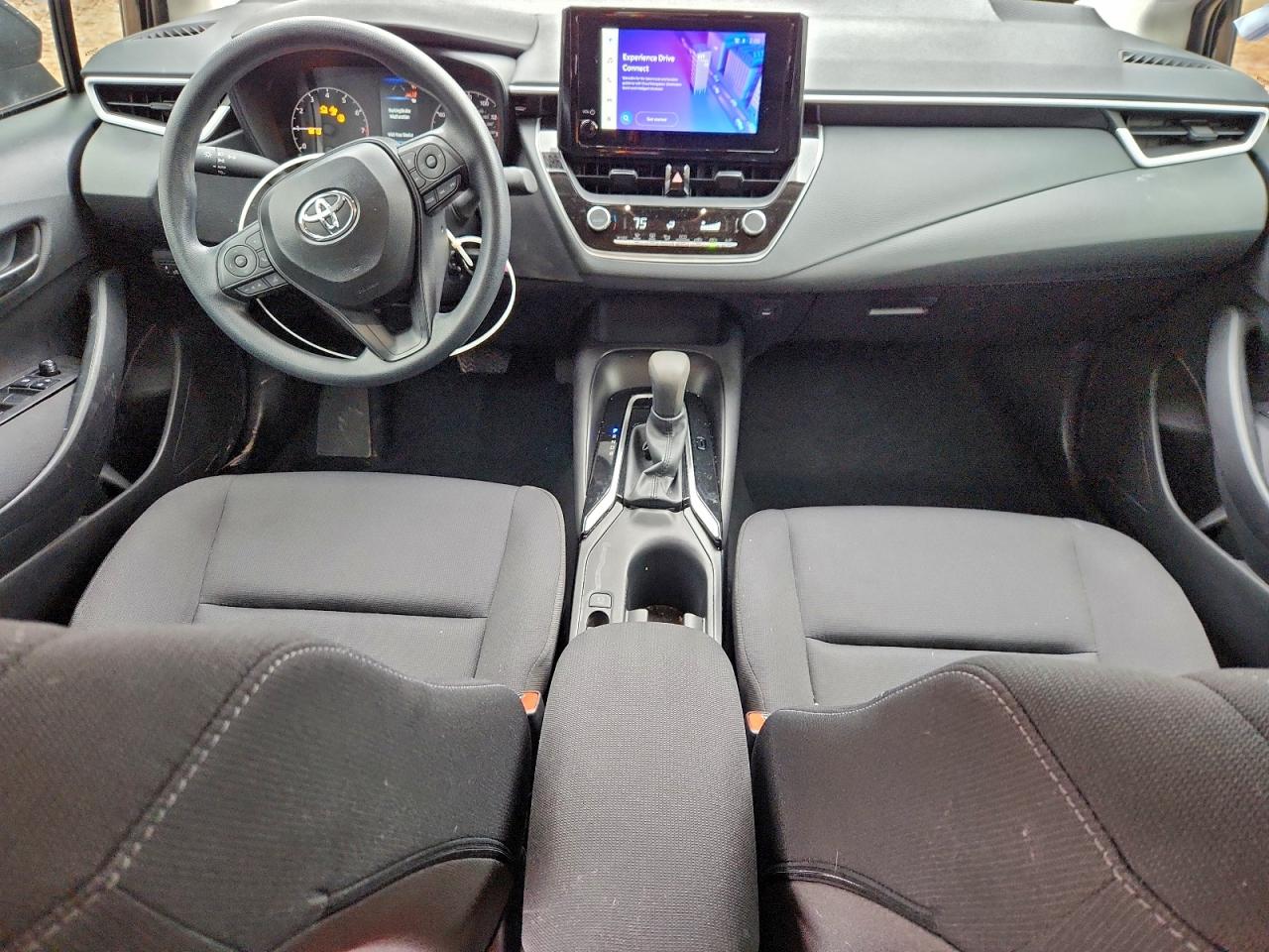 2025 TOYOTA COROLLA LE photo 22