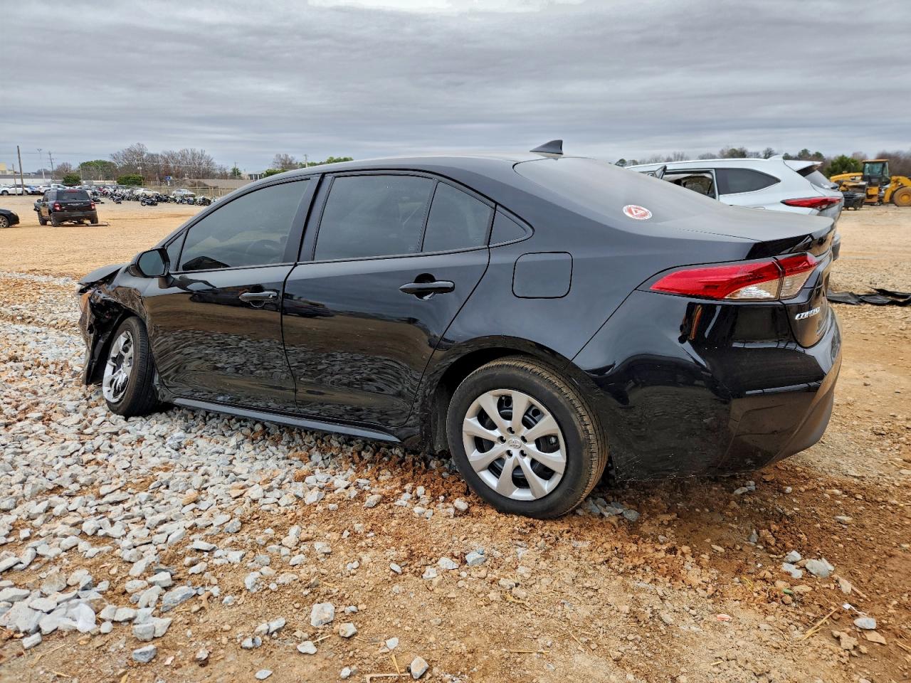 2025 TOYOTA COROLLA LE photo 4